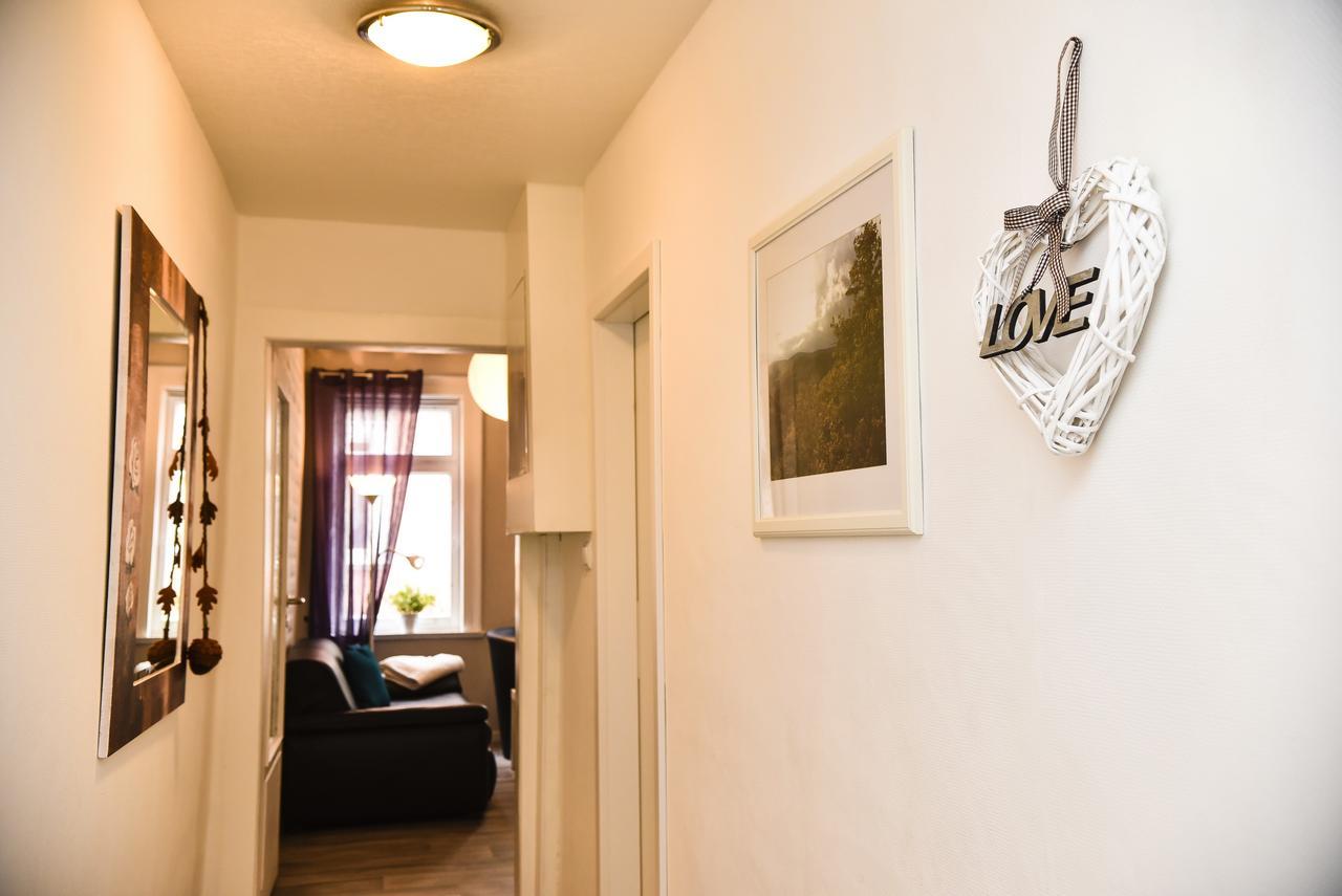 Schwarz & Weiss Apartment *
